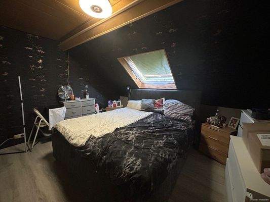 2. Schlafzimmer 2.OG