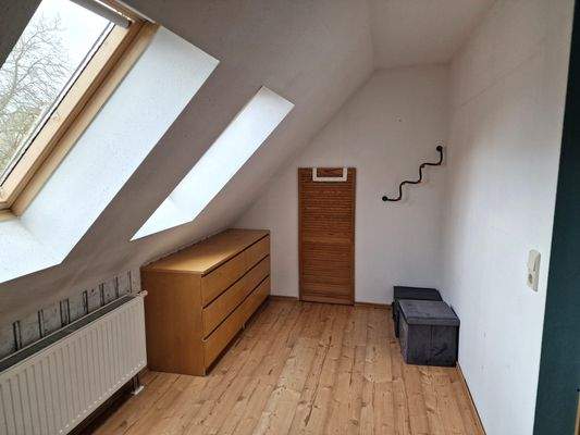 DG Schlafzimmer rechts