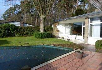 Parkansicht Haupthaus 