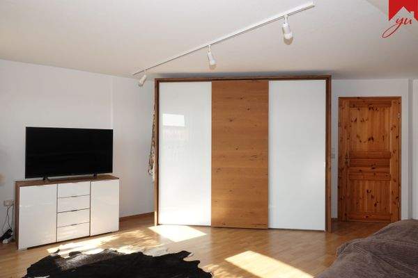 Schlafzimmer Bild III