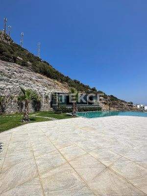Apartments with Private Terrace and Pool in Bodrum Gündoğan