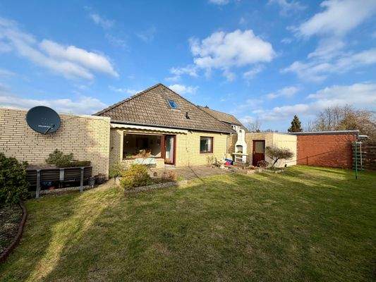 Außenansicht vom Garten aus