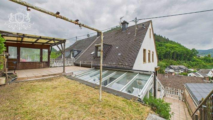 CAM01984G0-PR0473-STILL030