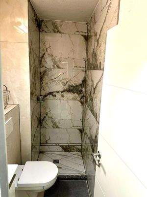 neues Duschbadezimmer