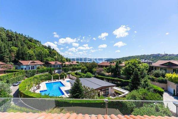 Luxurious Villa with Forest and Sea Views in Sarıyer İstanbul