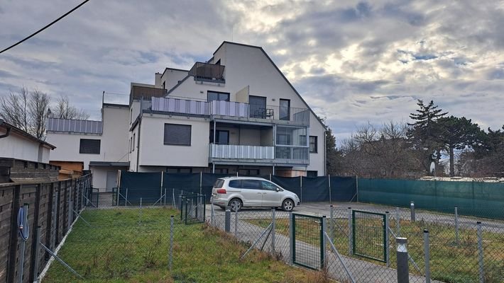 Straßenansicht 2