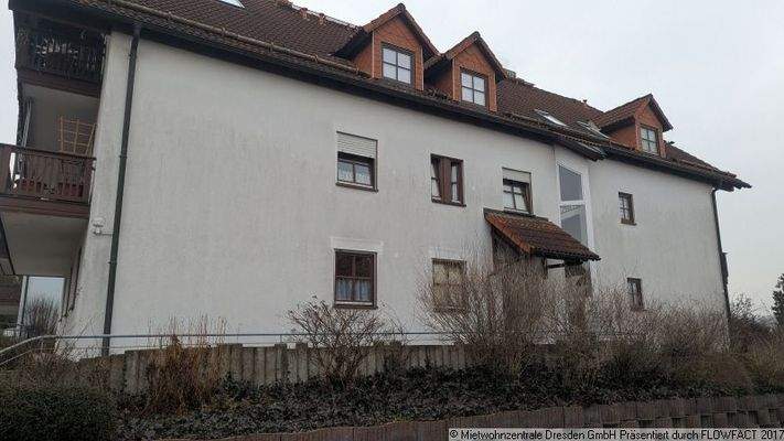 Hauseingang - Einraumwohnung in Bannewitz