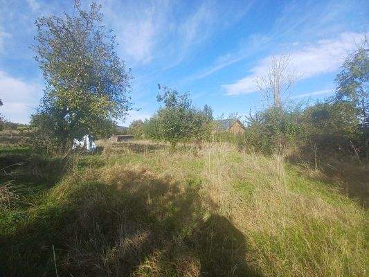 Hinteres Grundstück
