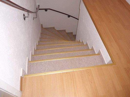 Treppe ins Obergeschoss