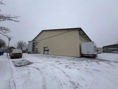 Jesenwang Halle, Jesenwang Hallenfläche