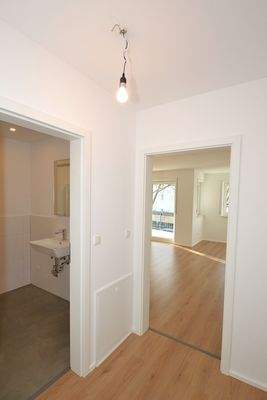 Flur_Bad_Wohnbereich.JPG