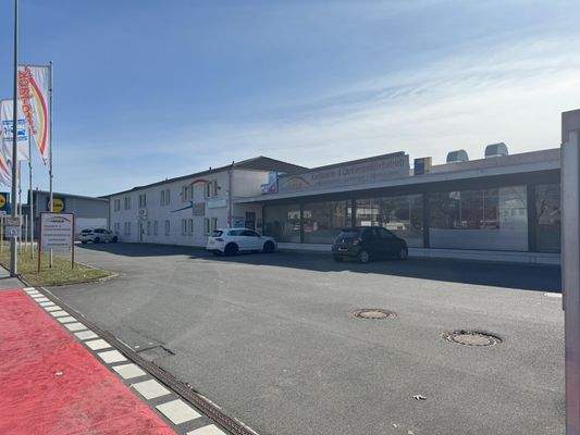 Zufahrt Firmengelände