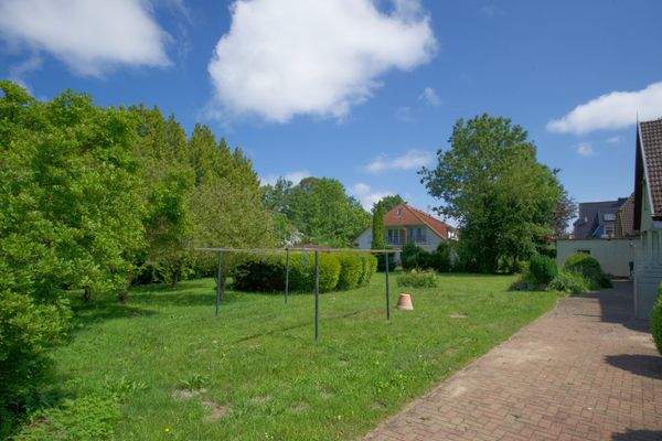 Grundstück mit Blick nach Nordosten