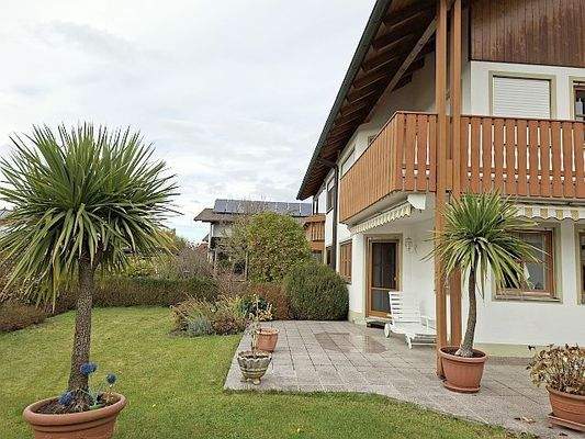 gepflegte Gartenanlage 