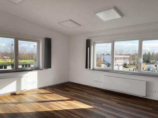 Büro_2023-02-04 13.53.27.jpg