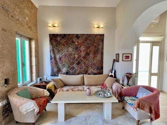 Kreta, Sitia: Steinstadthaus mit Terrasse zu verkaufen