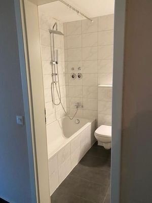 Badezimmer-links