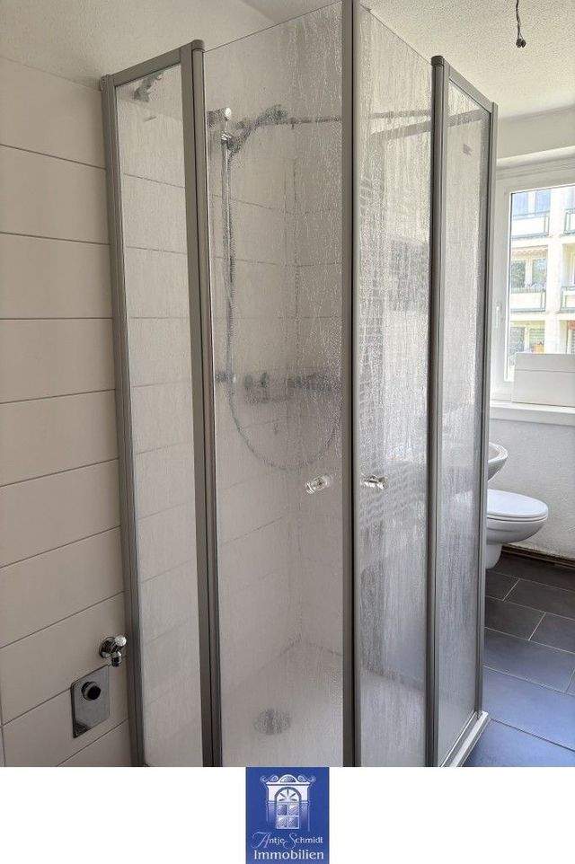 Sonnige Wohnung mit großem Balkon in grüner und ländlicher Umgebung! - Photo 2
