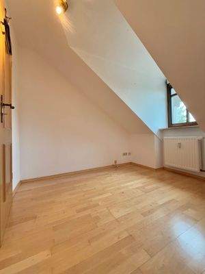 Drittes halbes Zimmer