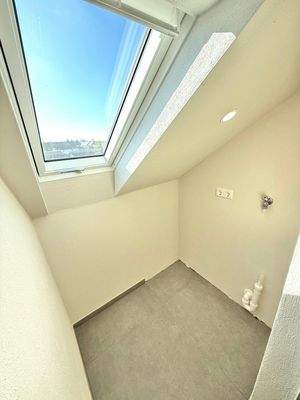 Badezimmer/Waschmaschinenplatz