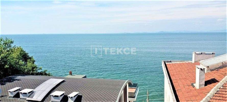 Sea-View Apartments by the Beach in Çınarcık Yalova