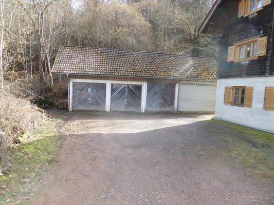 Die Garagen + Werkstatt