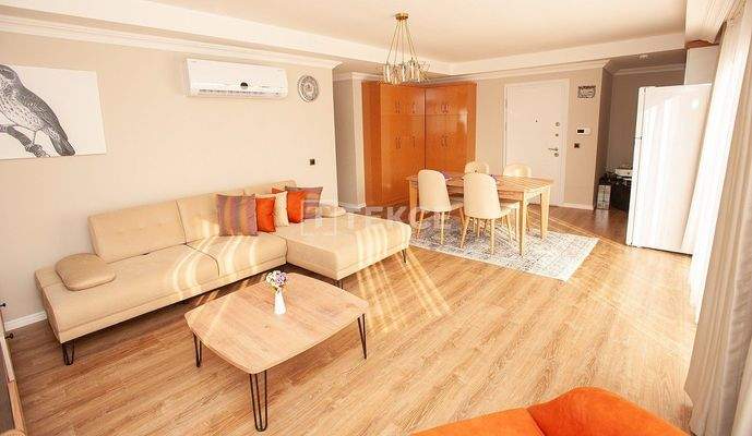 Furnished Flats in a Complex in Trabzon Kalecik