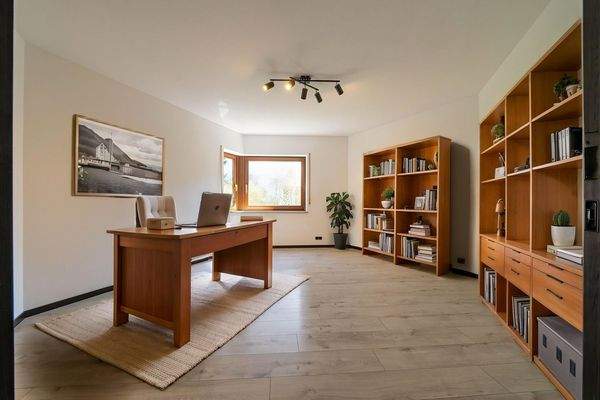 Einrichtungsbeispiel Büro