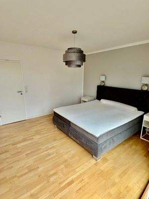 OG Elternschlafzimmer Foto 1