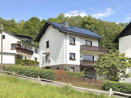 Seitenansicht vom Haus