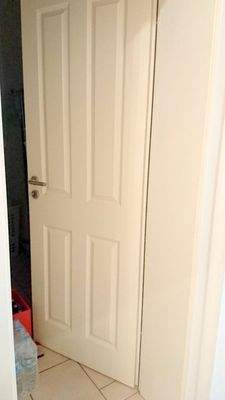 daneben: Abstellraum