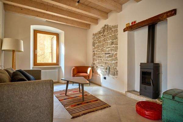 Castello - Via S. Luca 12 - ID1_5513 (WEB).jpg