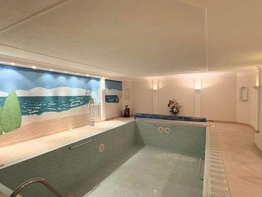 Schwimmbad Souterrain