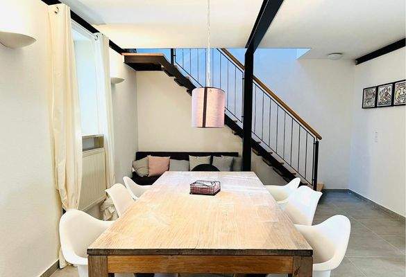 Einrichtungsbeispiel (derzeit Schlafzimmer)