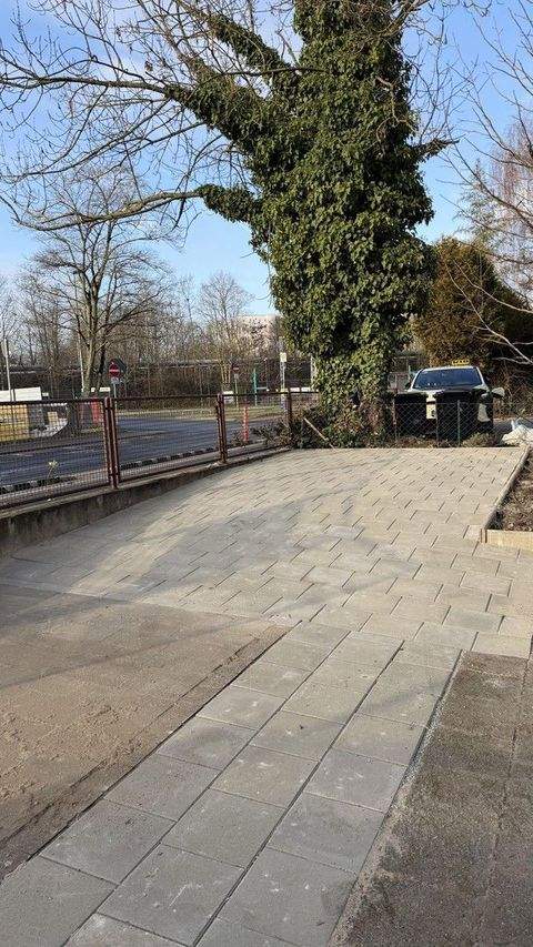 Frankfurt am Main Garage, Frankfurt am Main Stellplatz