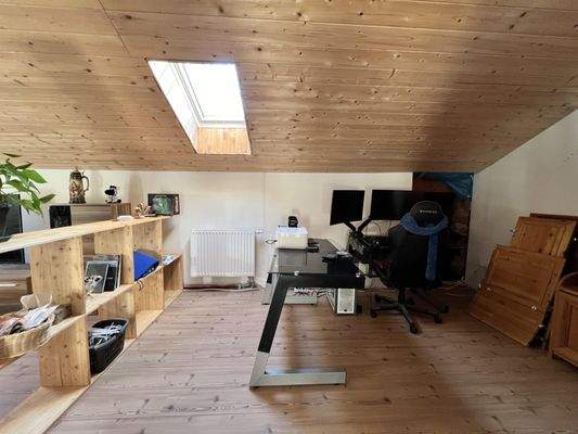 Büroecke im Wohnzimmer