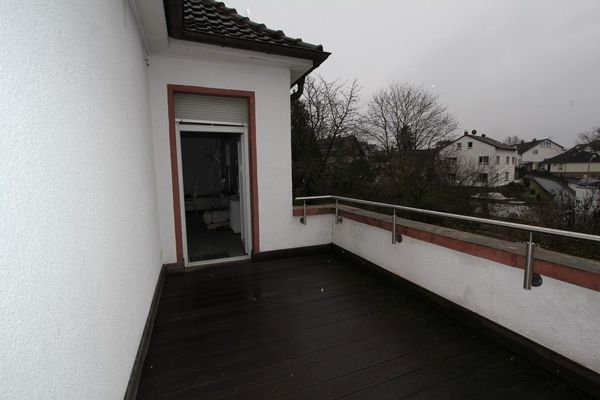 1. OG Balkon