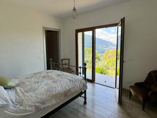 PE974_17 TERRA ITALIA IMMOBILIEN_LIGURIEN_VILLA_SW