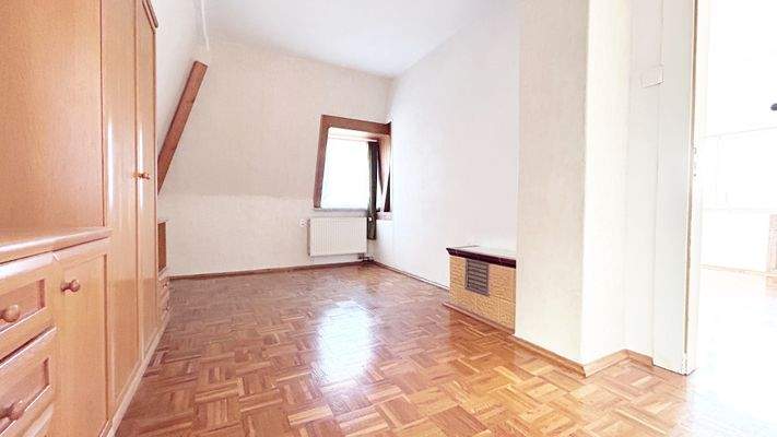 OG Arbeits- o. Gästezimmer