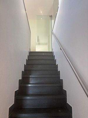 Treppe zum Spitzboden