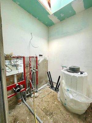 Vorbereitetes Bad im Anbau