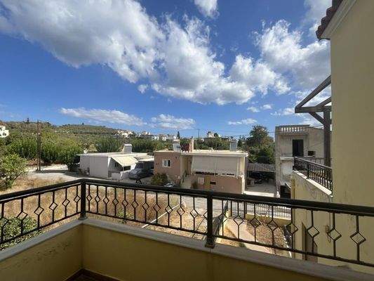 Kreta – Freistehendes Haus mit 3 Schlafzimmern in Kalyves zu verkaufen