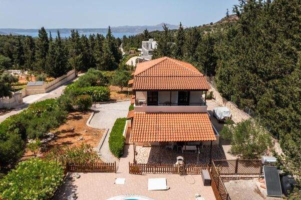 Kreta, Gavalochori: Ruhige traditionelle Villa, bezugsfertig, zu verkaufen