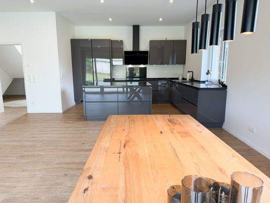 Hochwertige Einbauküche