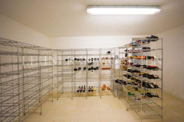 Lehner Immobilien  92