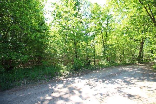 Grd. entlang am Isoldeweg