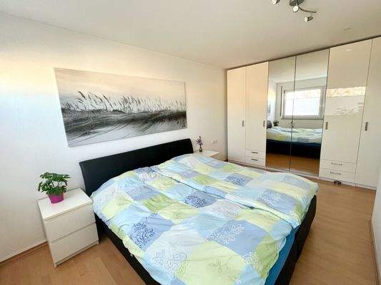 11 Schlafzimmer von 23.jpeg