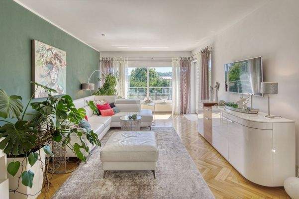 Blick zum Wohnbereich