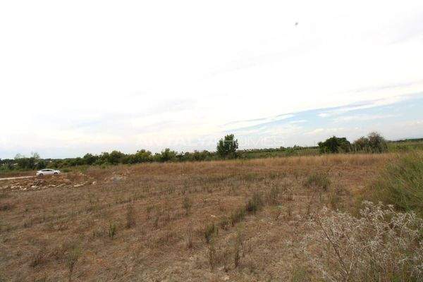 Investment Plot with River View near Amenities in Antalya Belek