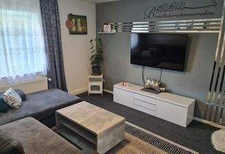 Wohnzimmer - Zimmer 1 (1).jpg